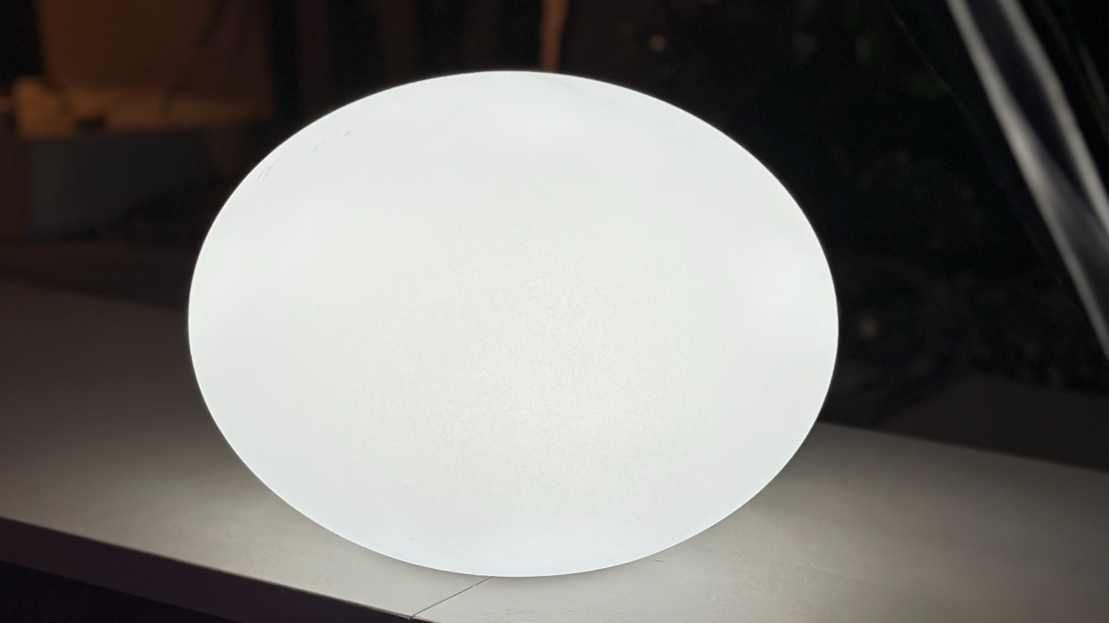 Flatball LED Lamp