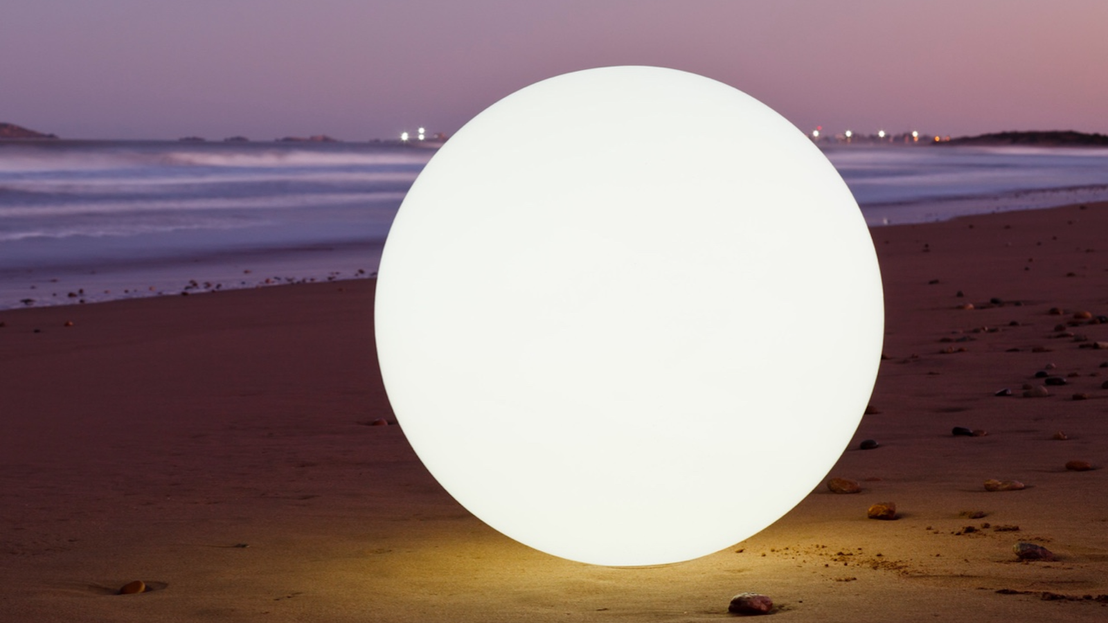 Globe LED Outdoor Lamp 3 Globe LED Outdoor Lamp