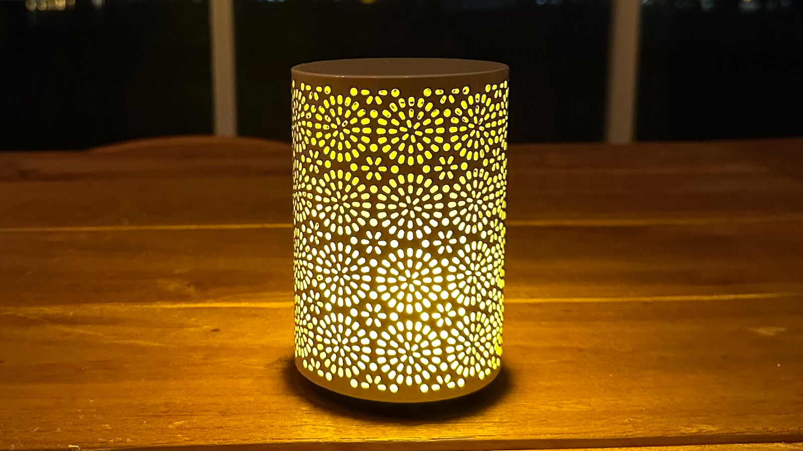 Dancing Flame LED Portable Lamp