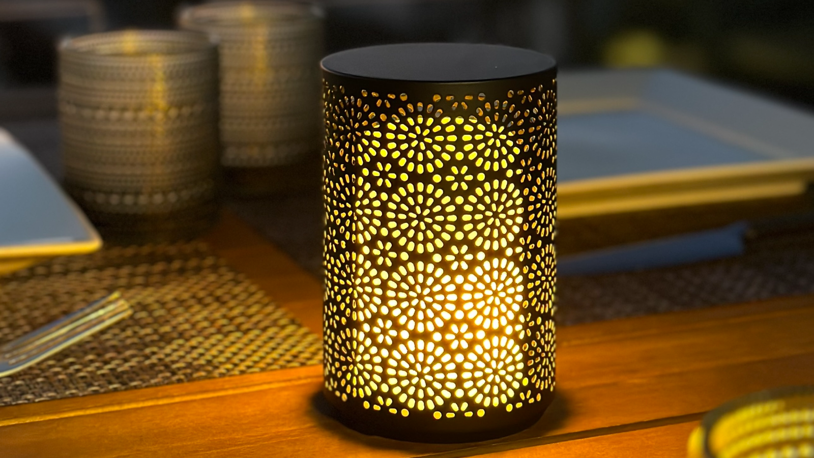 Dancing Flame LED Portable Lamp 3 Dancing Flame LED Portable Lamp