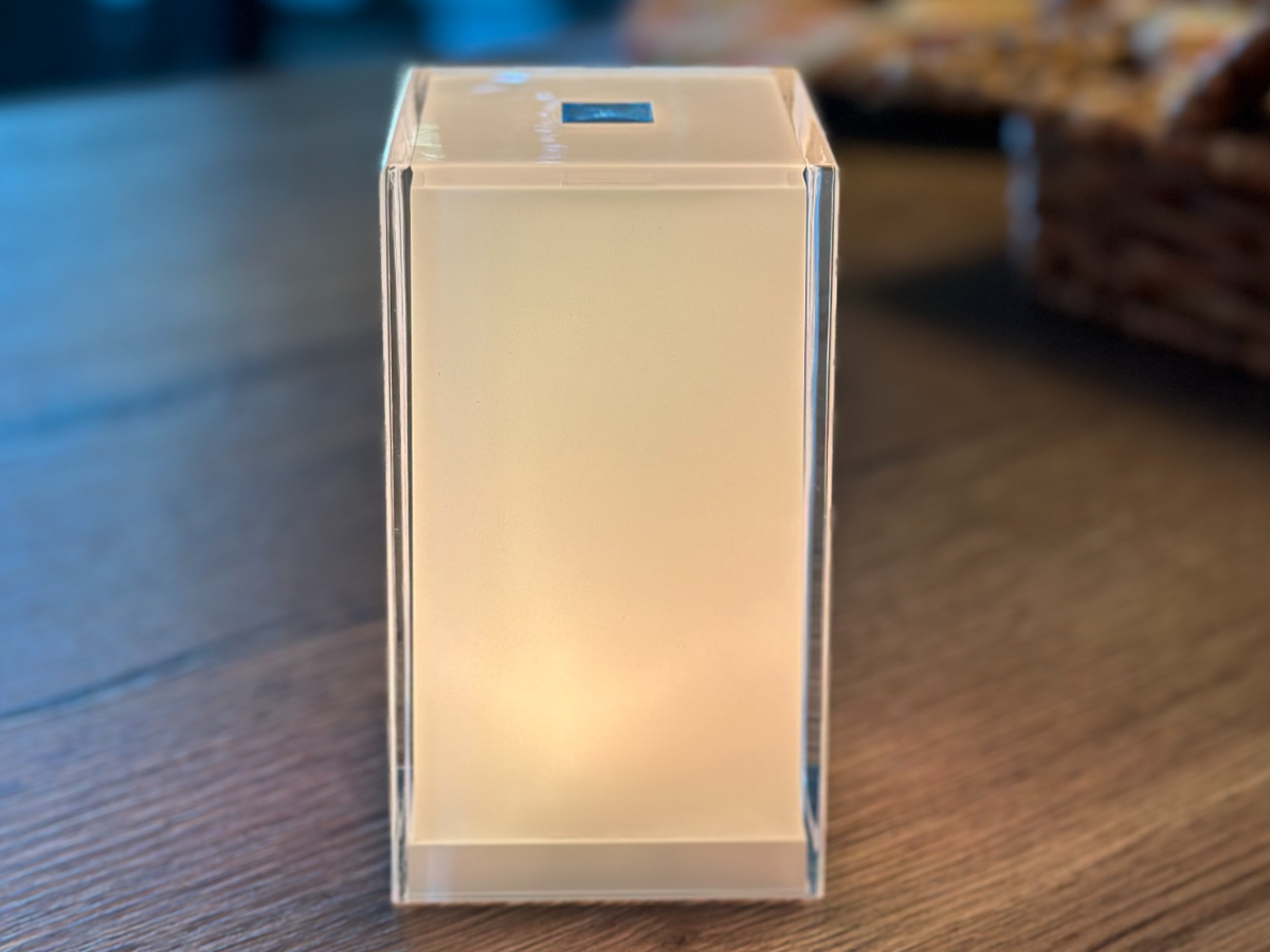 Hokare LED Table Lamp