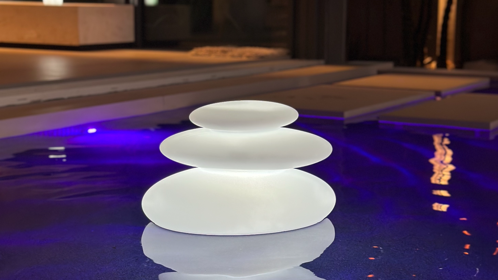 Zen LED Lamp