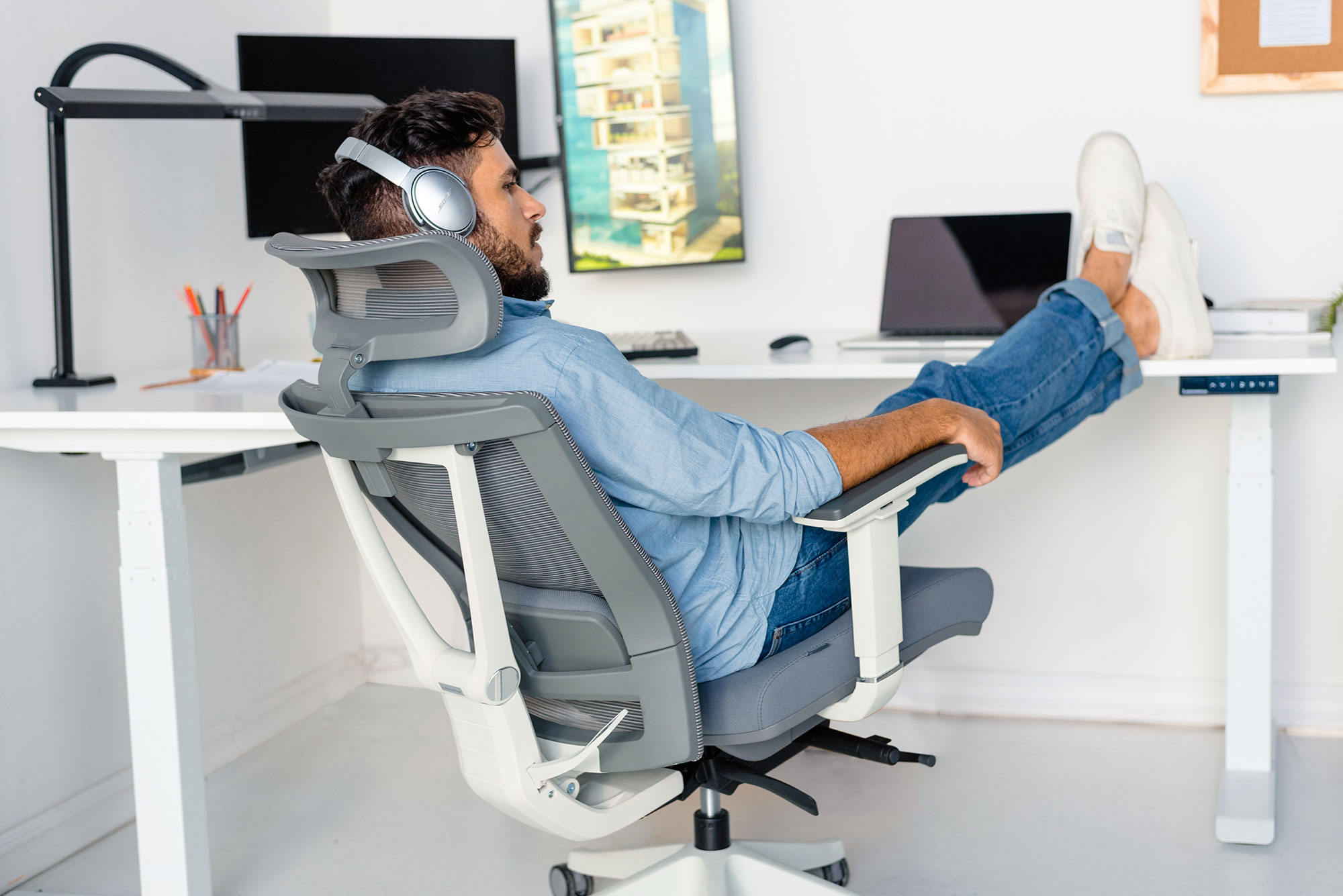 Ergonomic Chair for Full-Body Support - Autonomous ErgoChair Pro